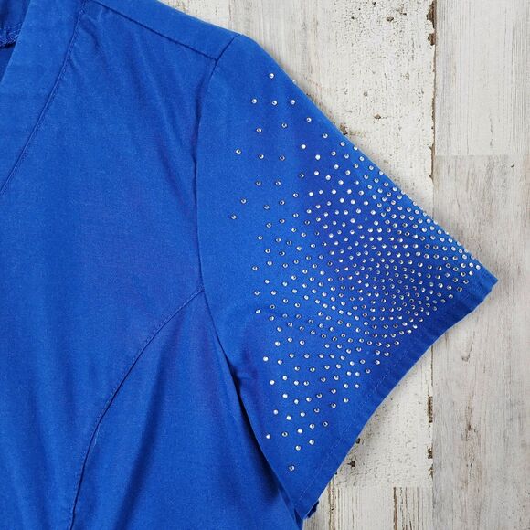 Butter Soft Embellished Scrub Top Blue Size Small - Picture 5 of 10